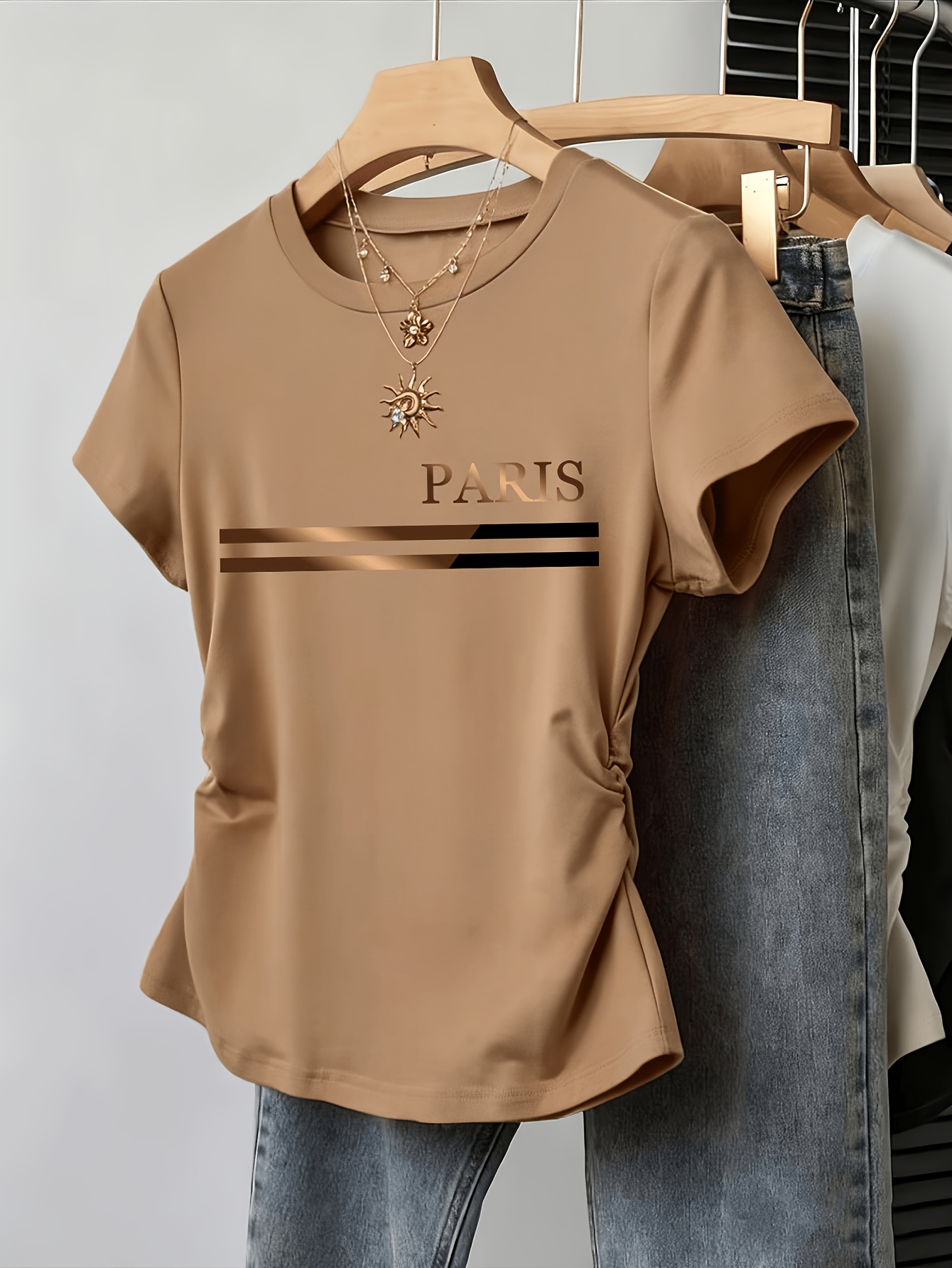 Street Fashion In Paris - Summer women's Women PARIS Italy Print