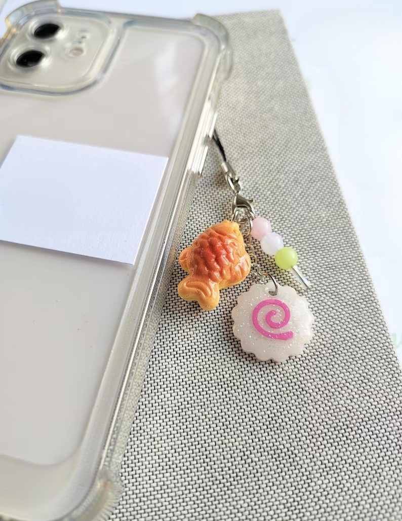Street Fashion Asian - Kawaii Japanese Street Food Taiyaki, Narutomaki