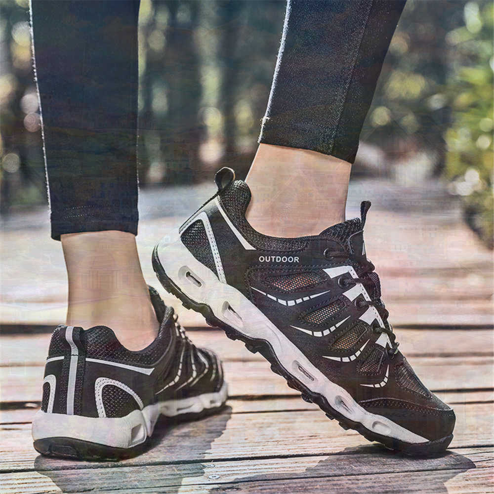 Sumer Round Tip Silver Sneaker - đánh giá và giá Street Fashion Asian